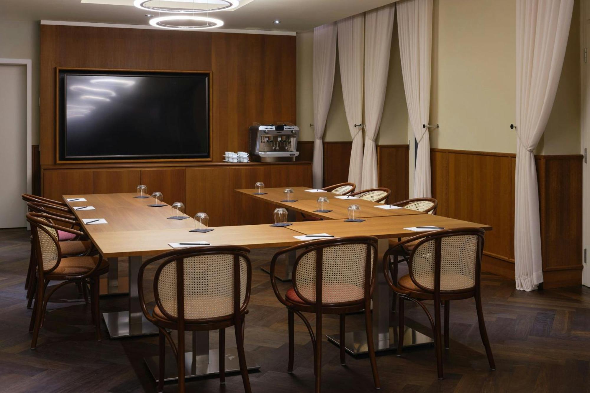 Roomers Steinplatz, Autograph Collection 5* Berlim